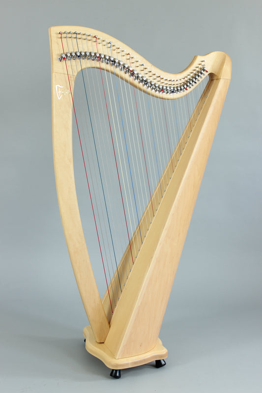 Hakenharfe Ouverture in Natur, Gesamtansicht