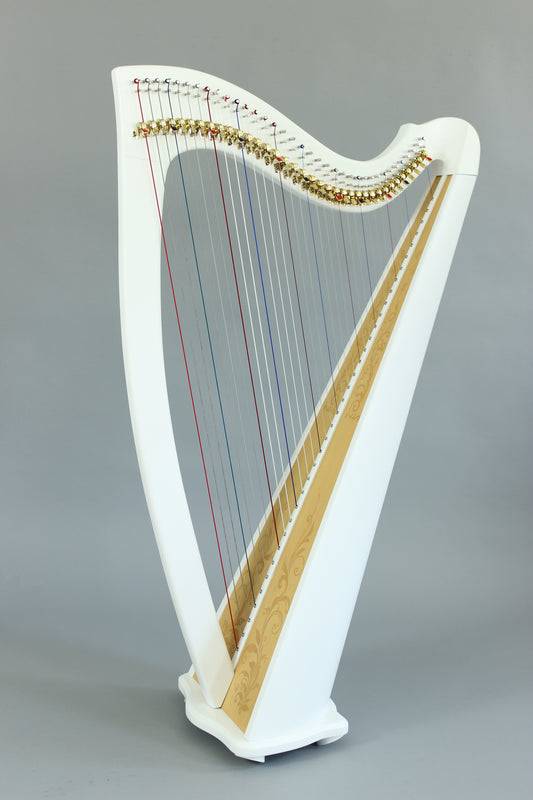 Hakenharfe Ouverture in Weiß, Gesamtansicht