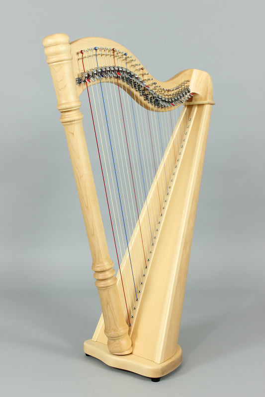 Hakenharfe Wotan Leprechaun in Natur, Gesamtansicht